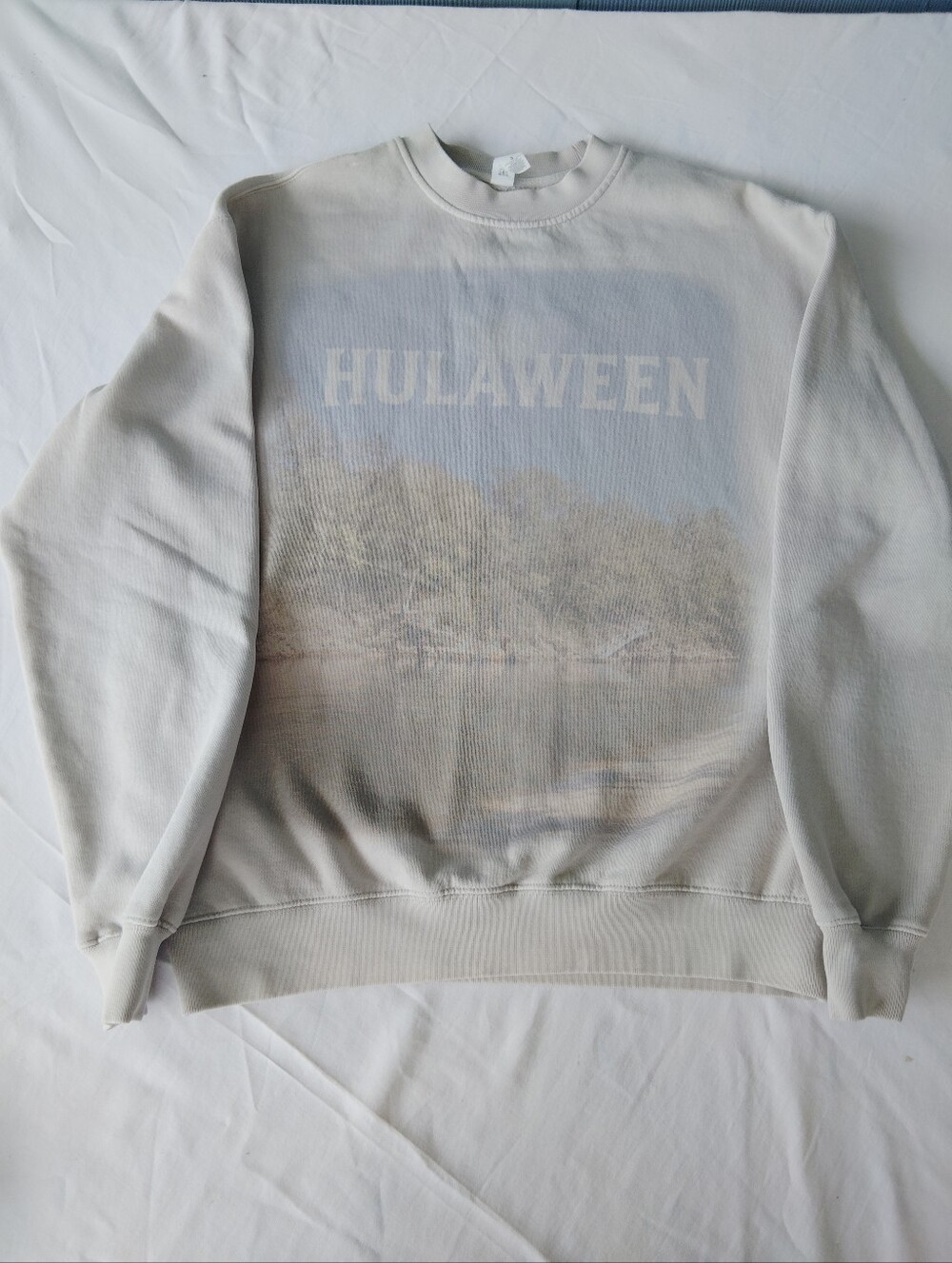 HULAWEEN Cream Graphic Crewneck Sweatshirt Faded Colour
